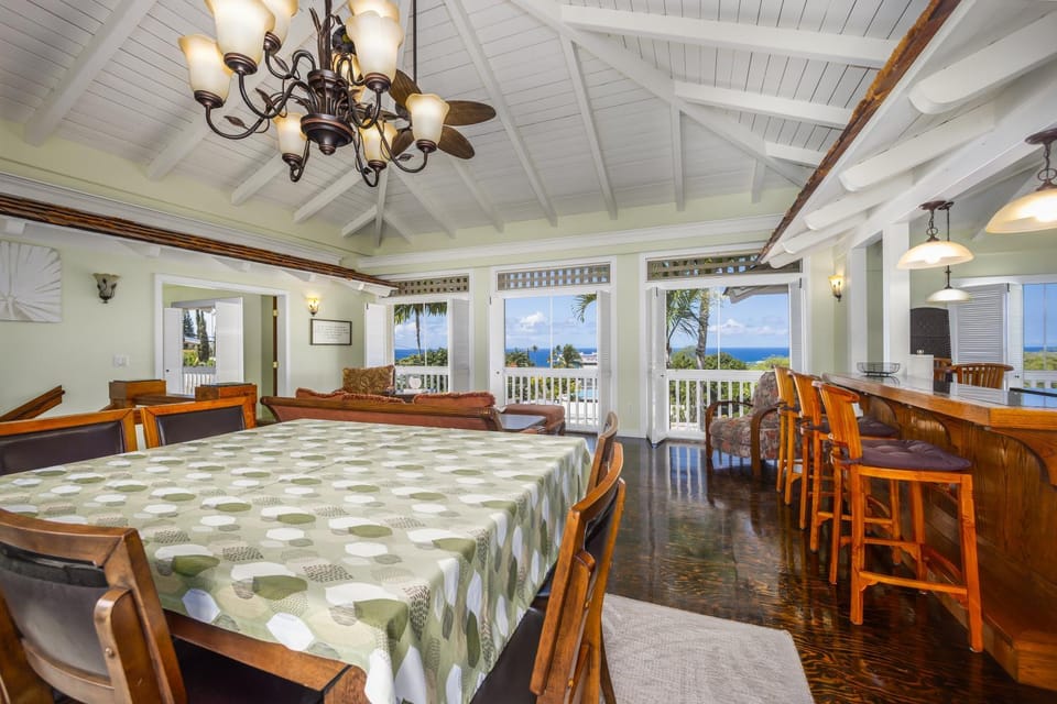Natural landscape, View (from property/room), Dining area, Meals, Breakfast, Lunch, Dinner