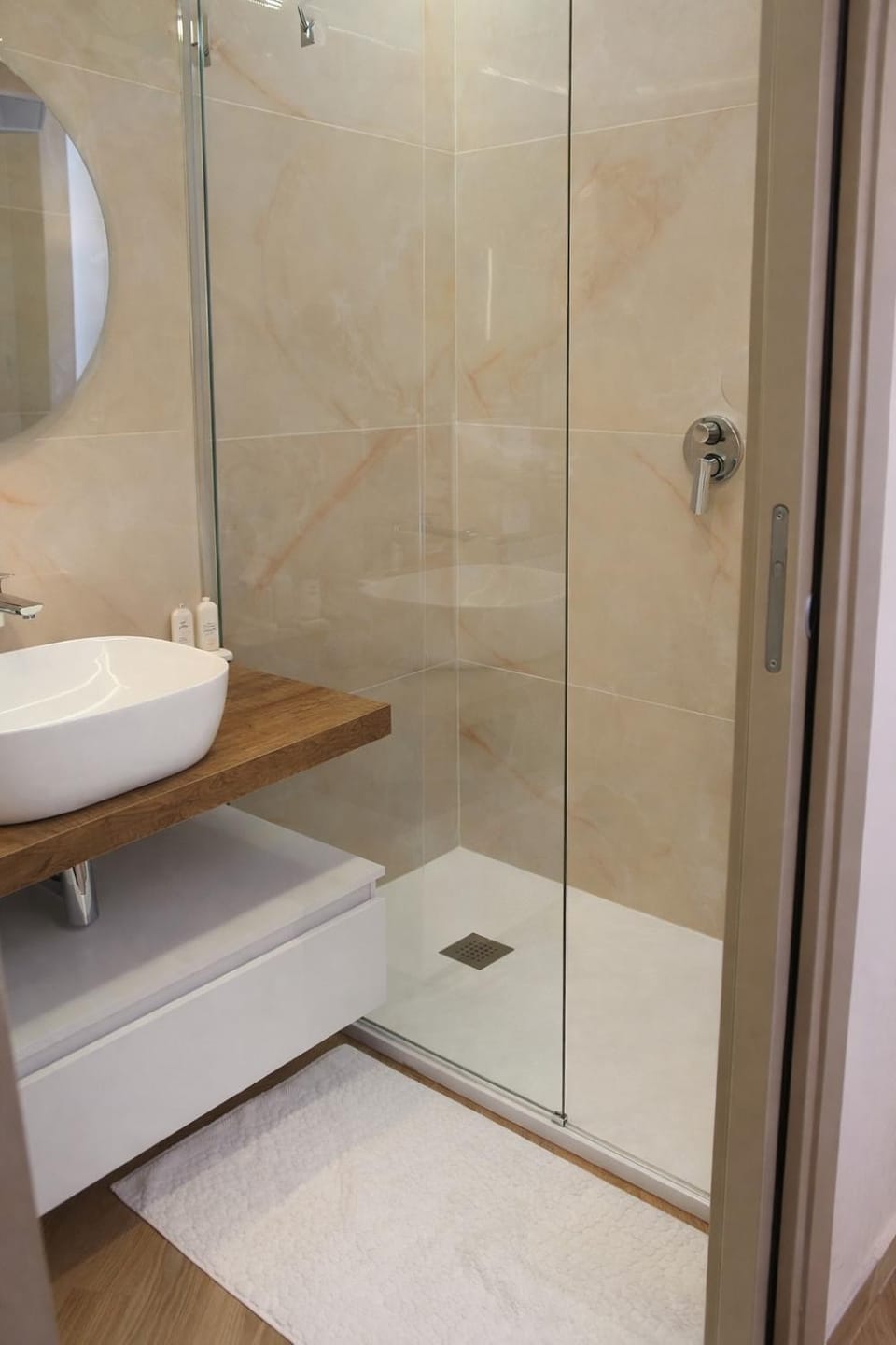 Shower, Bathroom