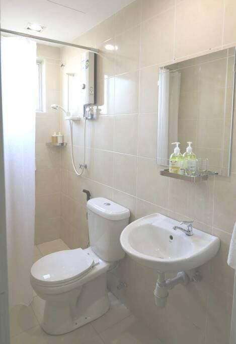 Shower, Toilet, Bathroom, bidet