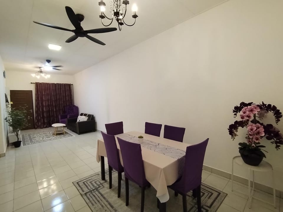 Orked Homestay Seri Iskandar House in Perak Tengah District
