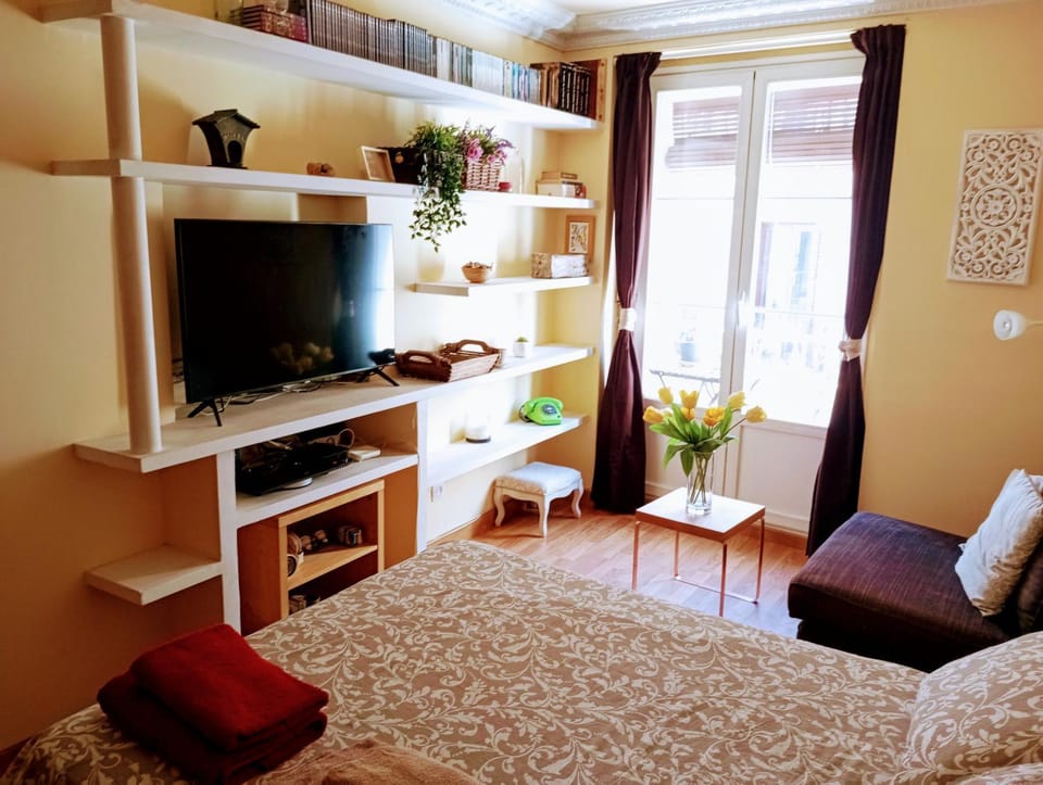 Apartamento en el corazón de Madrid Apartment in Centro
