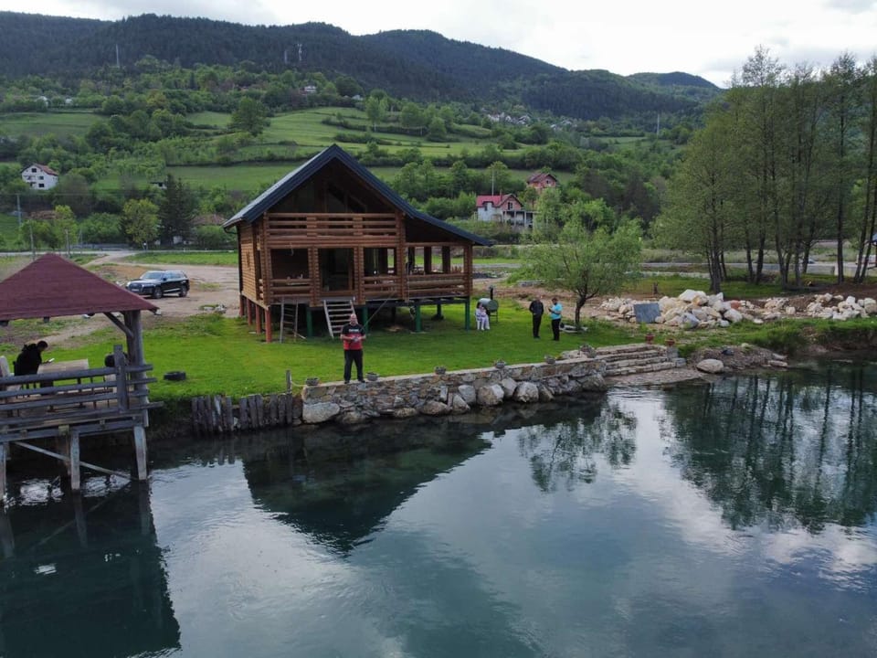 Natural landscape, Mountain view, River view, group of guests