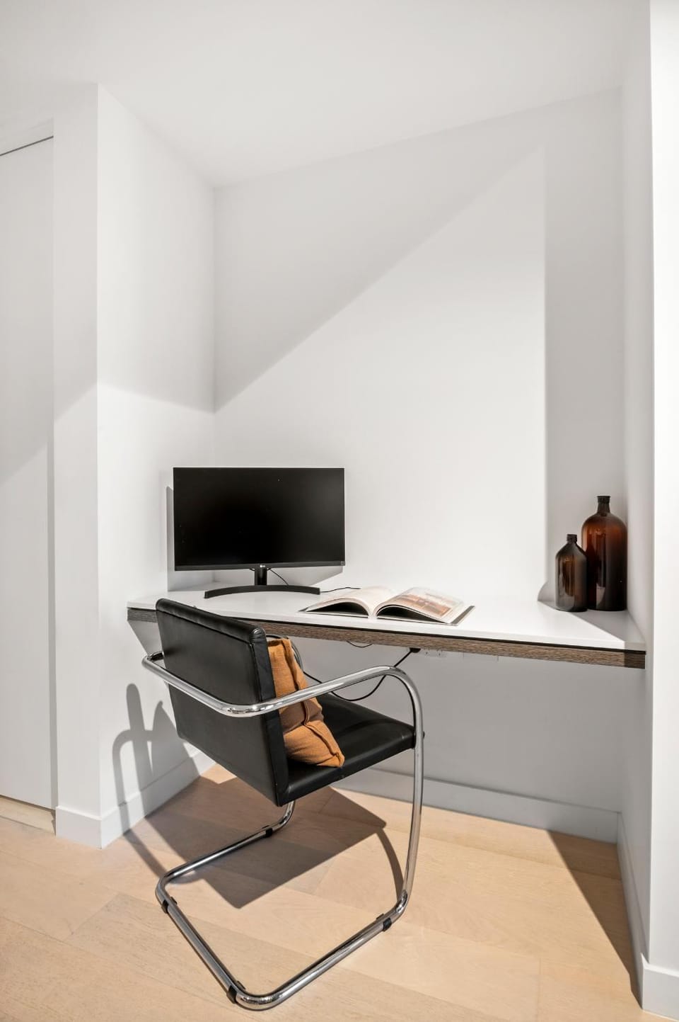 TV and multimedia, Seating area