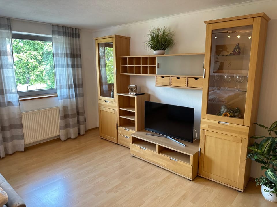 TV and multimedia, Photo of the whole room, Evening entertainment
