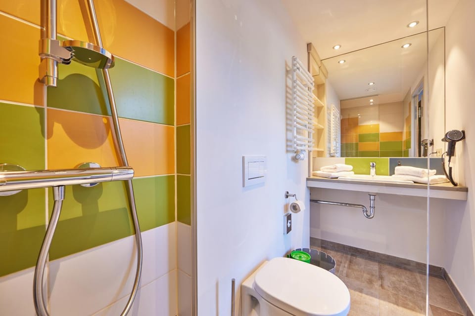 Shower, Toilet, Bathroom