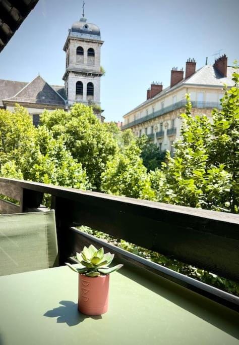 R'Apparts T3 Le Prestige Grenoblois Apartment in Grenoble