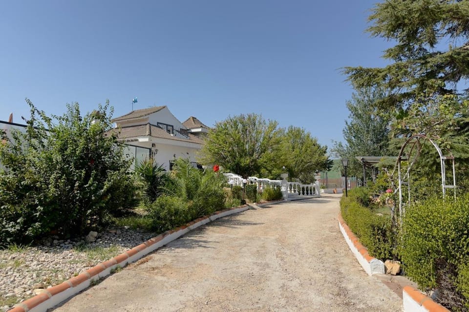 El Refujio maison independante avec vraie piscine privée au sel chauffee pas de chlore House in Valencian Community