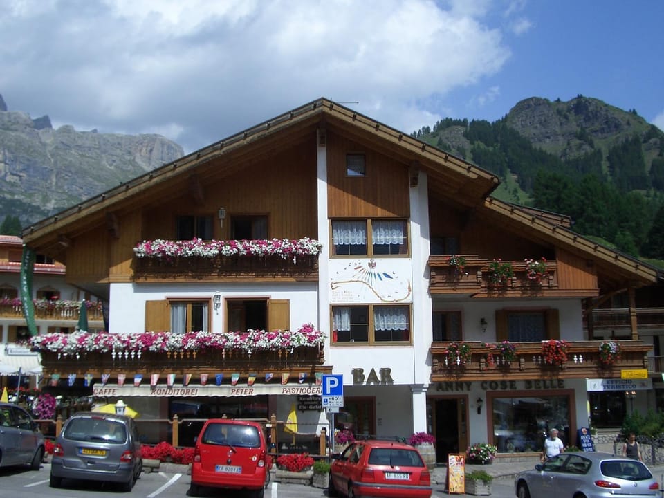 Property building, Summer