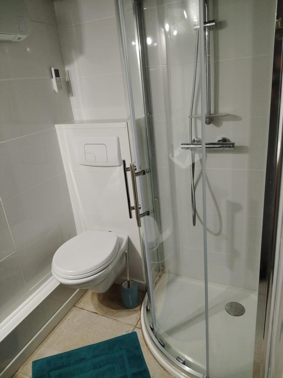 Shower, Toilet, Bathroom