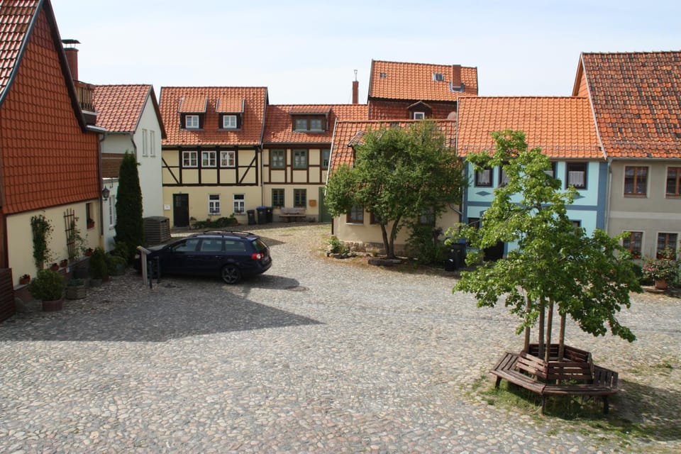 Neighbourhood, City view, Street view