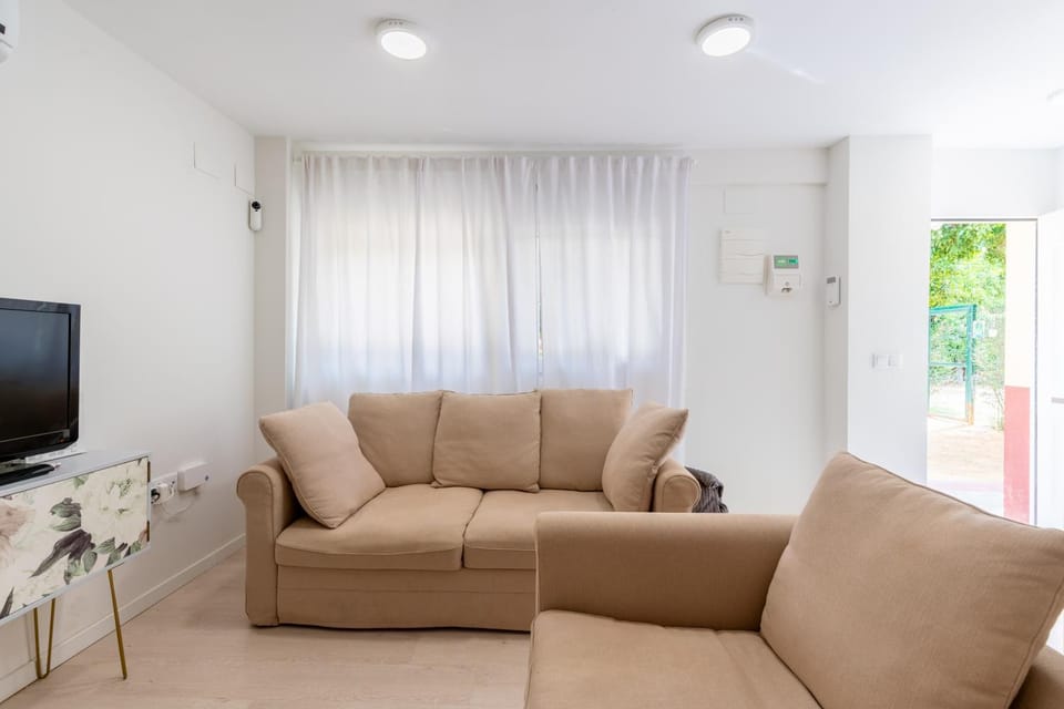 Whitey House in Triana Apartment in Seville