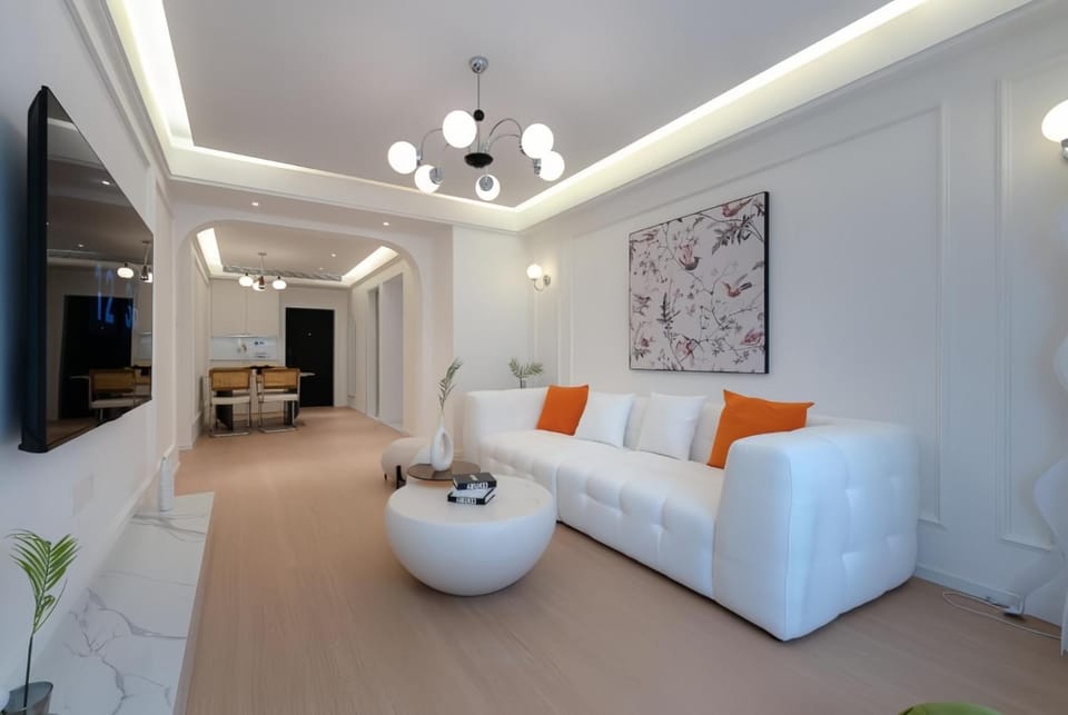 Communal lounge/ TV room, TV and multimedia, Living room, Seating area, Evening entertainment