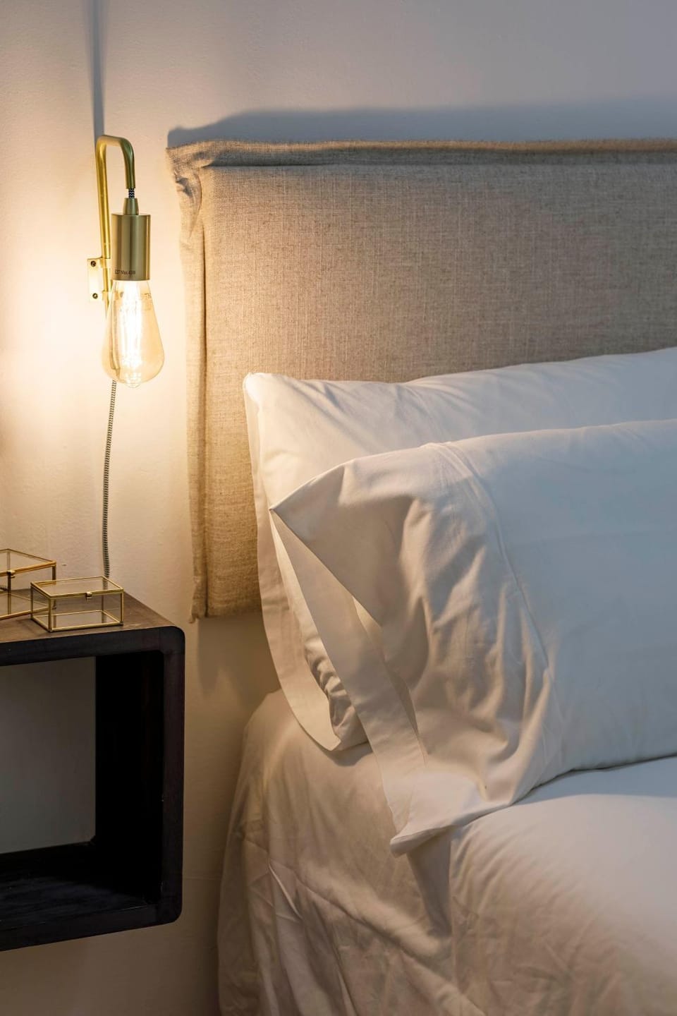 Con encanto en el casco antiguo by CABANA Rentals Apartment in Vigo