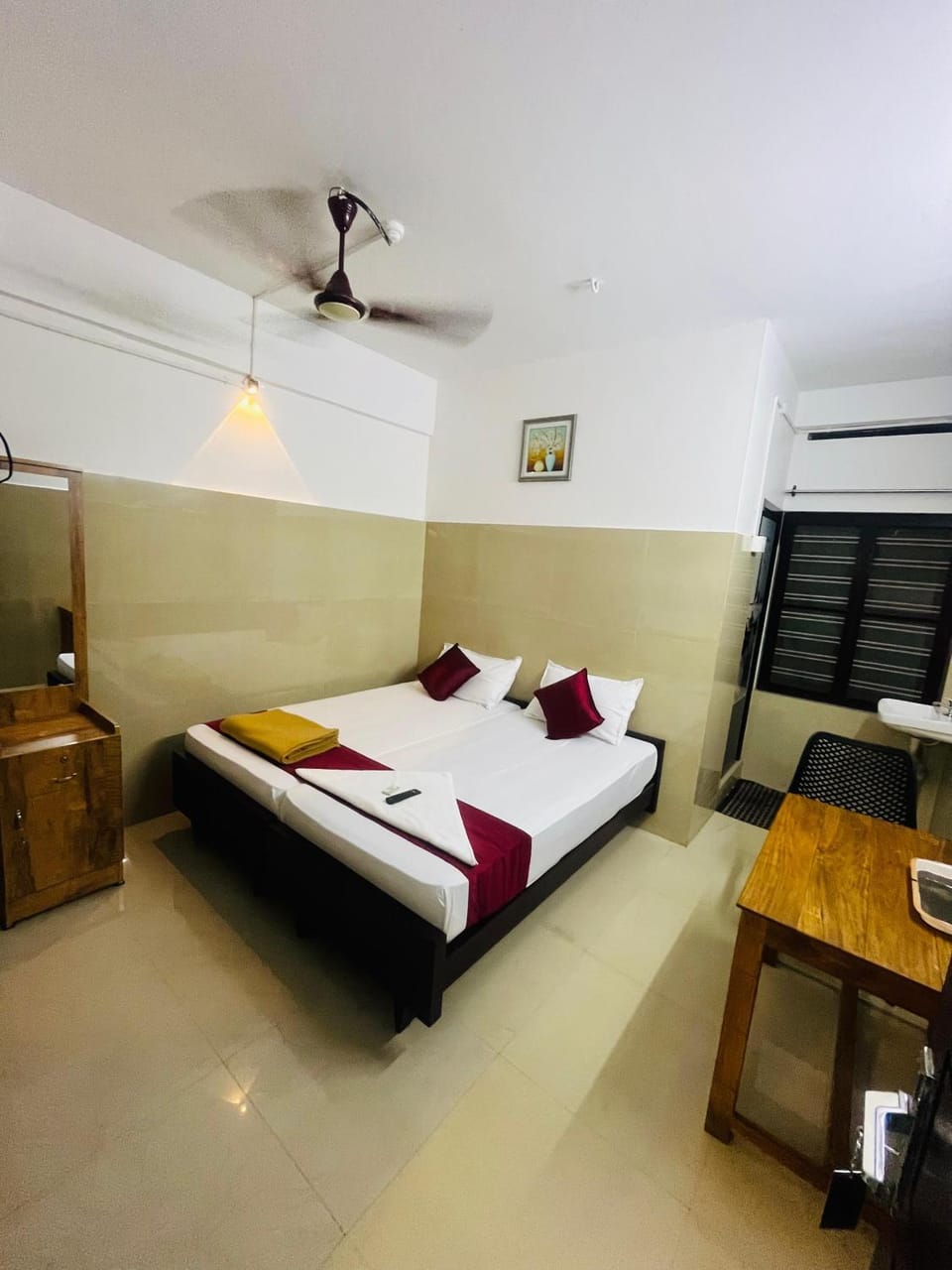 Priya lodge Hotel in Kozhikode