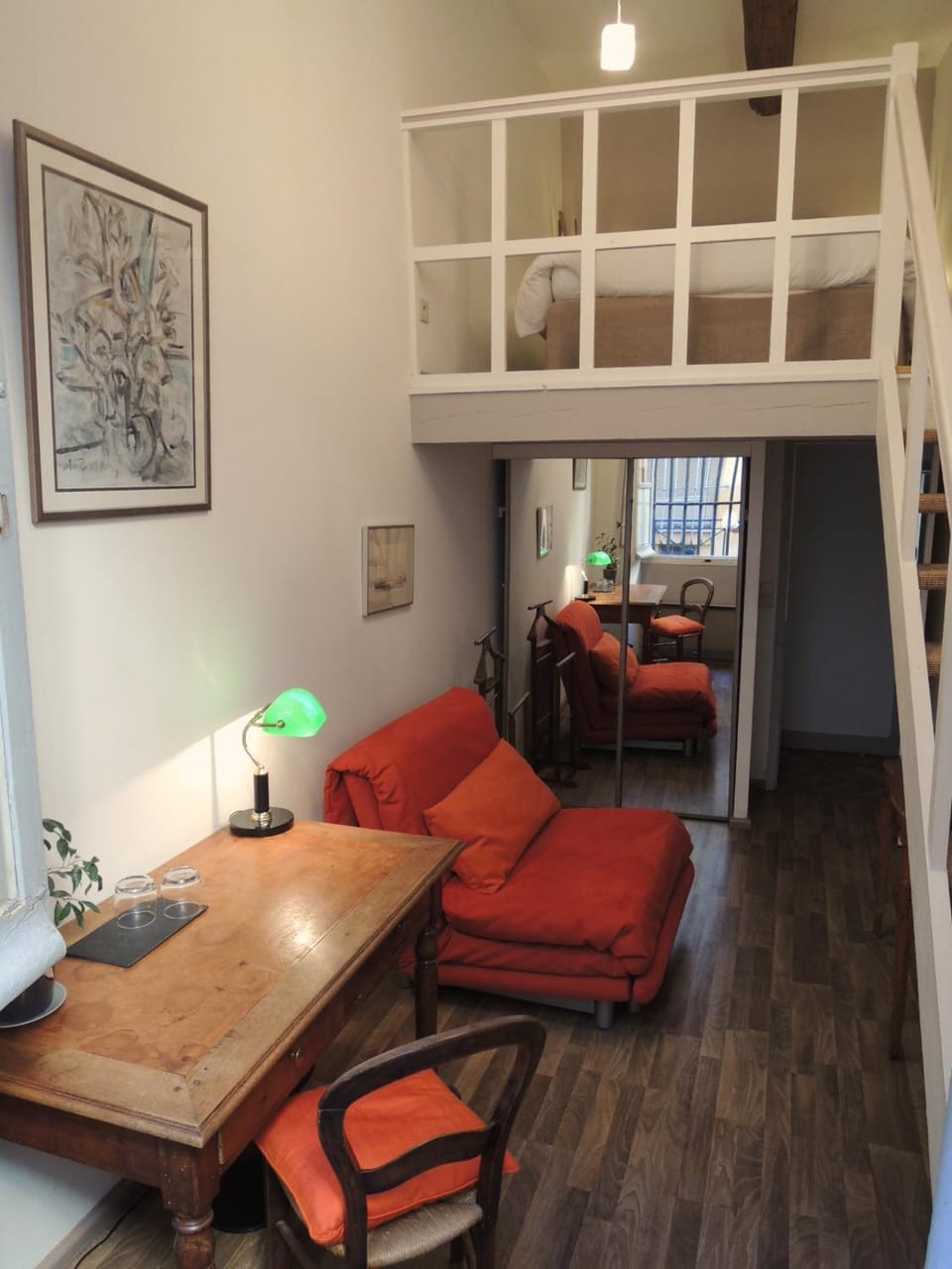 Decorative detail, Seating area