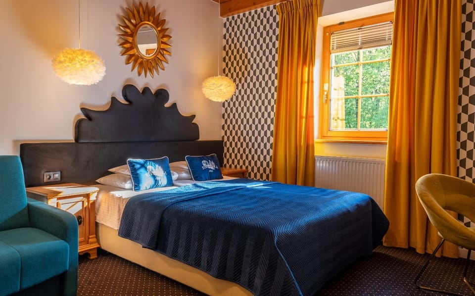 Bed, Photo of the whole room