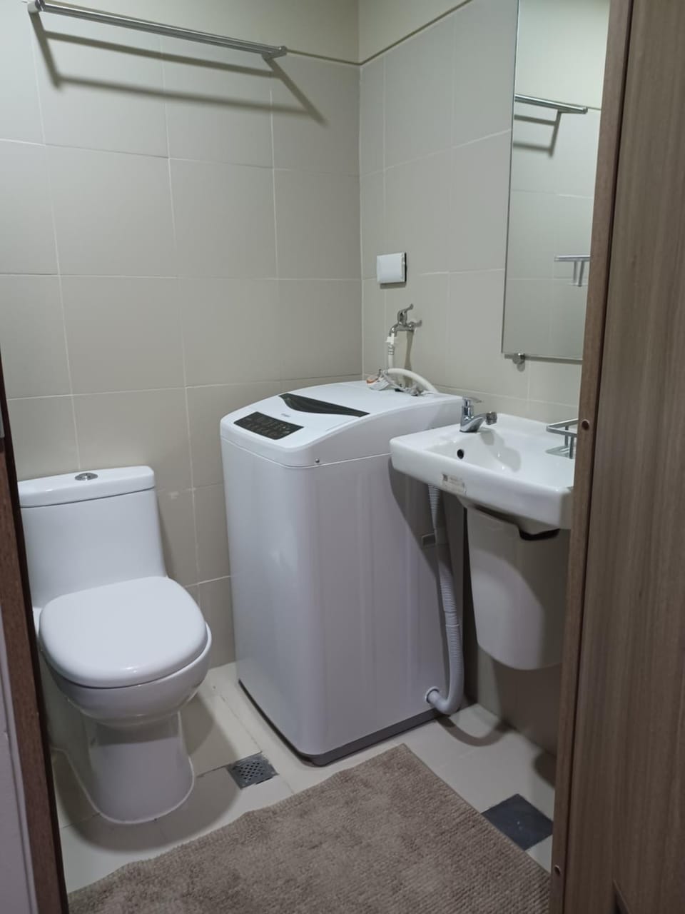 Casa R and R Cozy Staycation at S Residences Apartment in Pasay