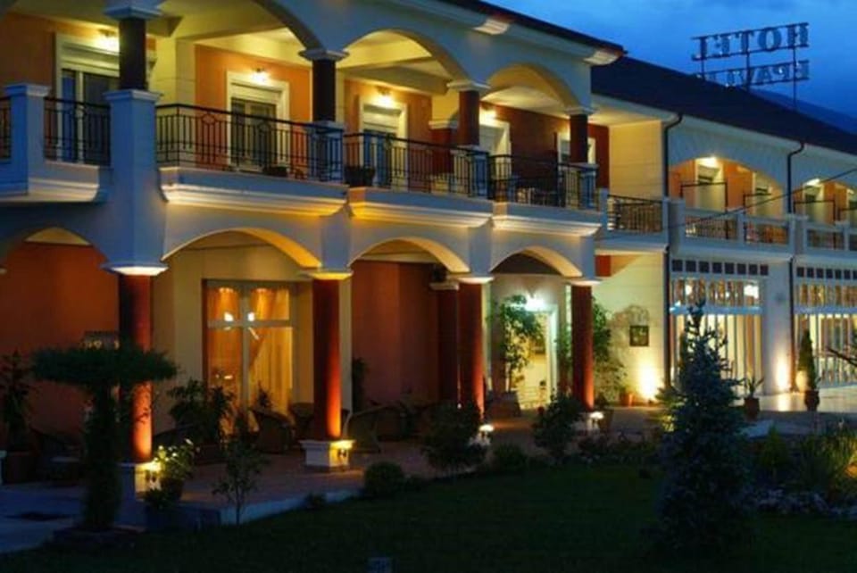 Property building, Facade/entrance, Night, Garden, Garden view