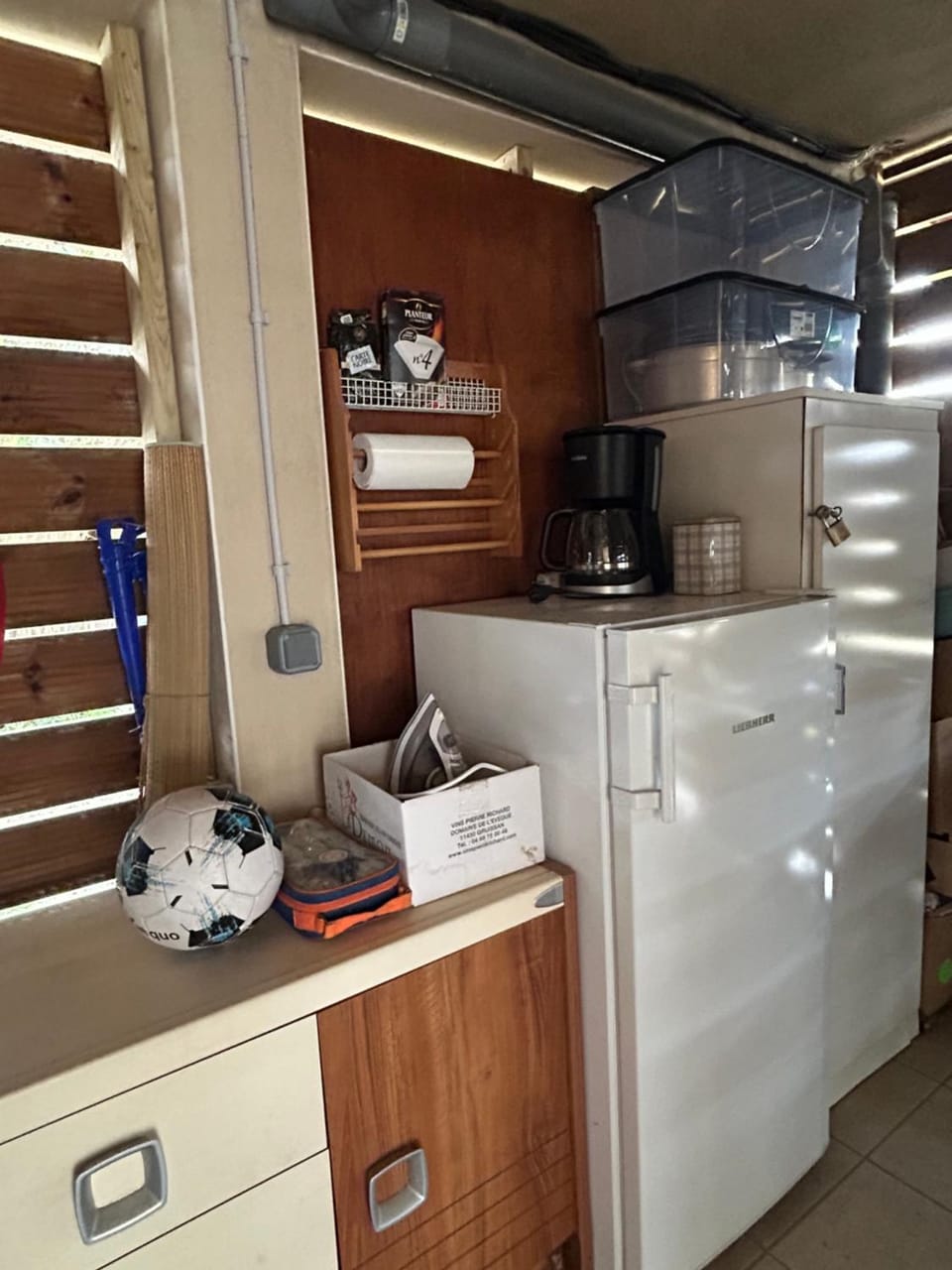Maison Chalet 200 m de la plage climatisation et Wifi House in Gruissan