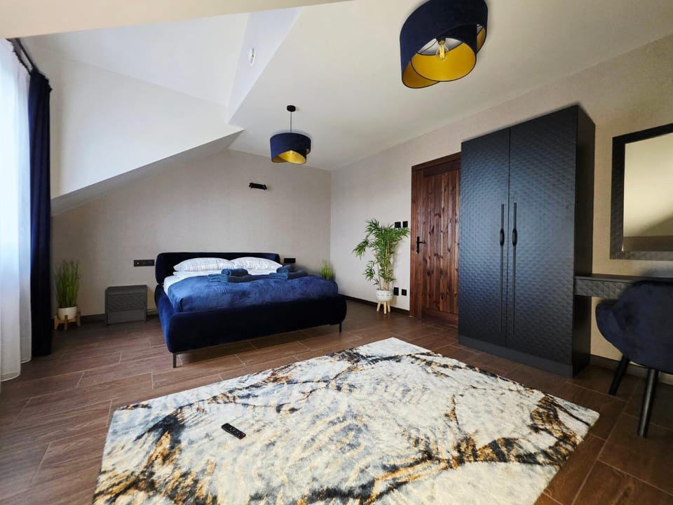 Bed, Photo of the whole room, Bedroom, wardrobe