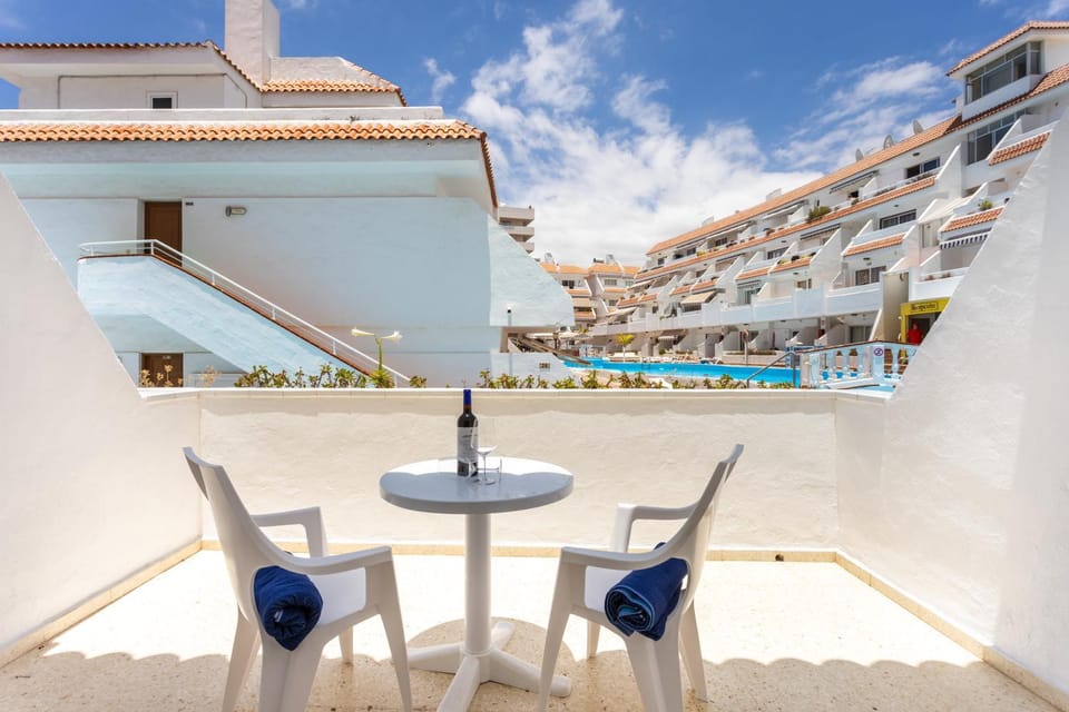 Home2Book Cute Apt, Pool & Terrace Las Américas Apartment in Playa de las Americas