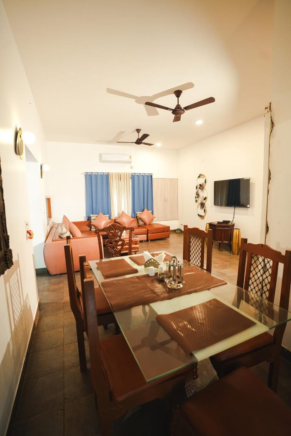 VILLA M-SOLITUDE 3 CANDOLIM GOA 3BHK,Free BREAKFAST,Pool Facing,Nr Beach, Free Wifi, Prime Location, North GOA Villa in Calangute