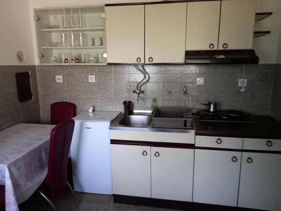 Apartman medju borovima 2 Apartment in Serbia