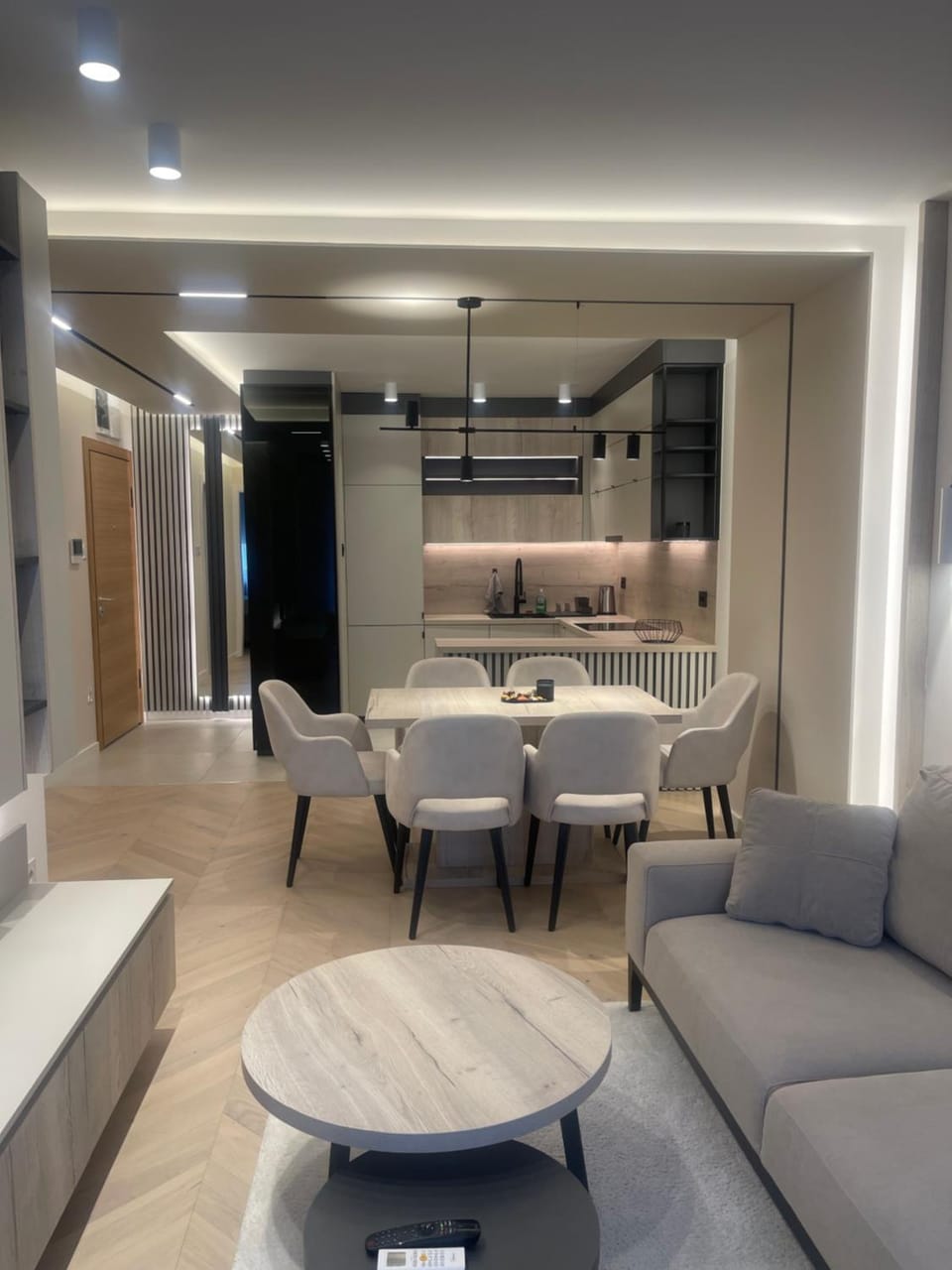 LUJO art & joy Apartment in Novi Sad