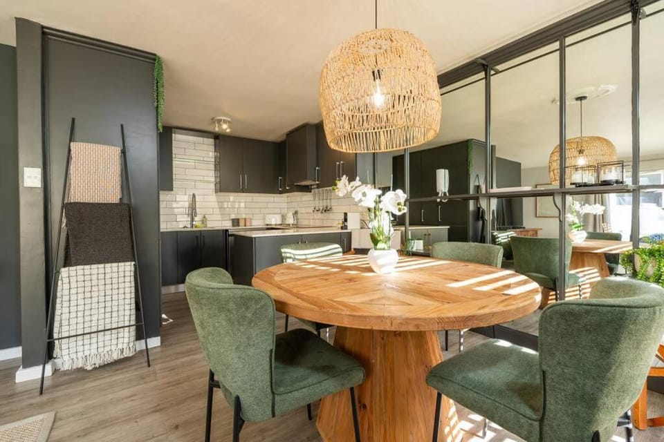 Luxury Green Point Apartment Apartment in Cape Town