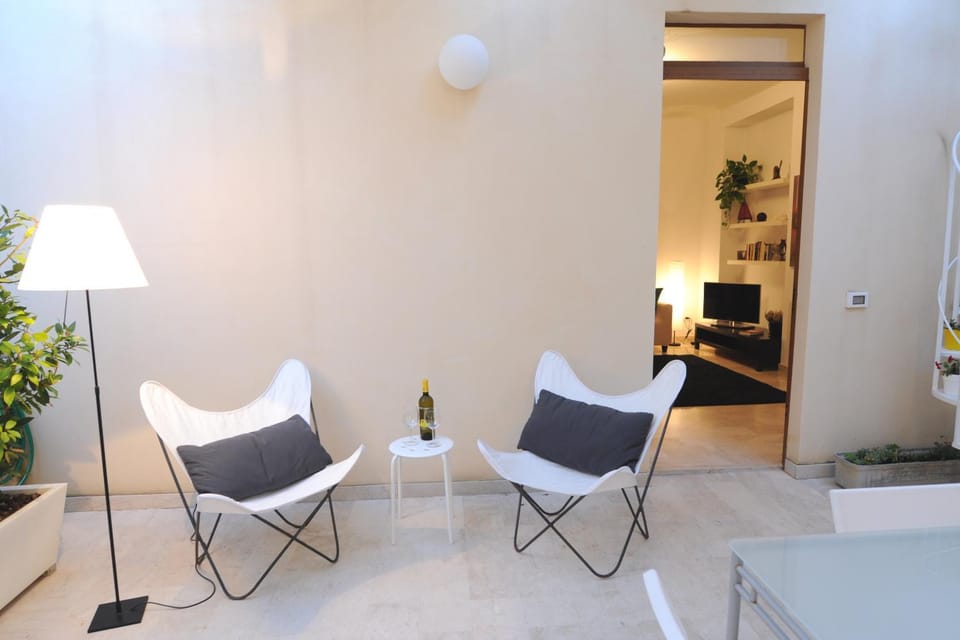 Patio, Balcony/Terrace, Seating area