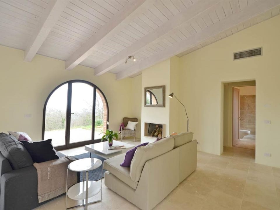 Holiday Home Villa Rosmarino by Interhome House in Tuscany