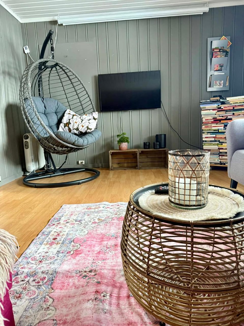 Communal lounge/ TV room, Living room