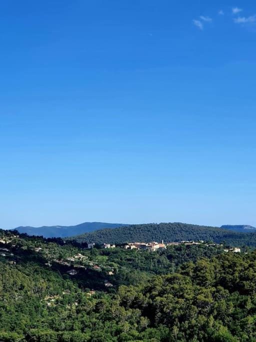 L'Oustalou,nature et tranquillité House in French Riviera