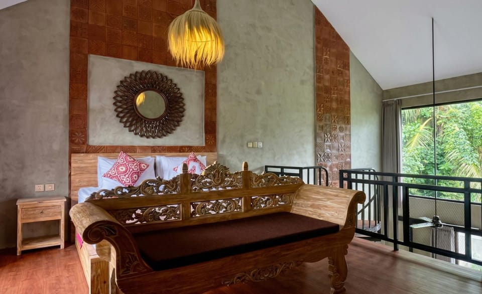 Seating area, Bedroom
