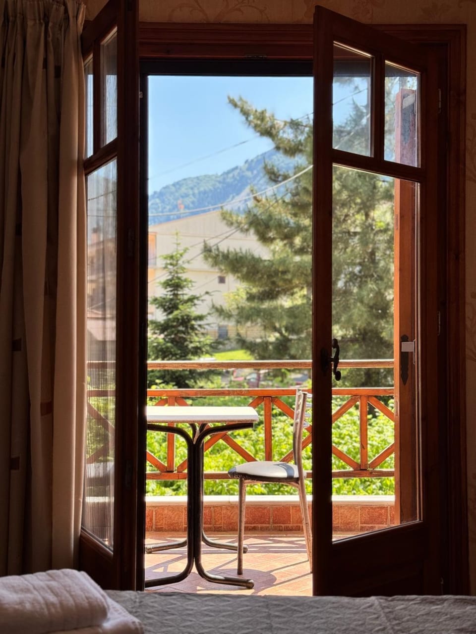 View (from property/room), Balcony/Terrace, Mountain view