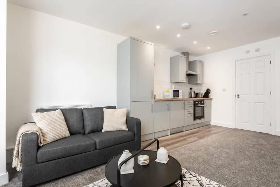Fabulous 1 Bedroom Apartment in Central Rotherham Apartment in Rotherham