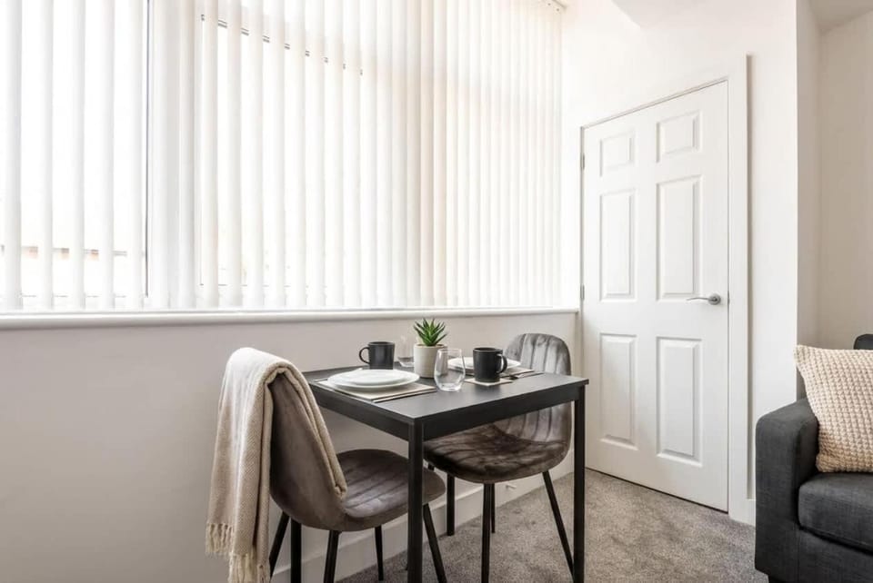 Fabulous 1 Bedroom Apartment in Central Rotherham Apartment in Rotherham