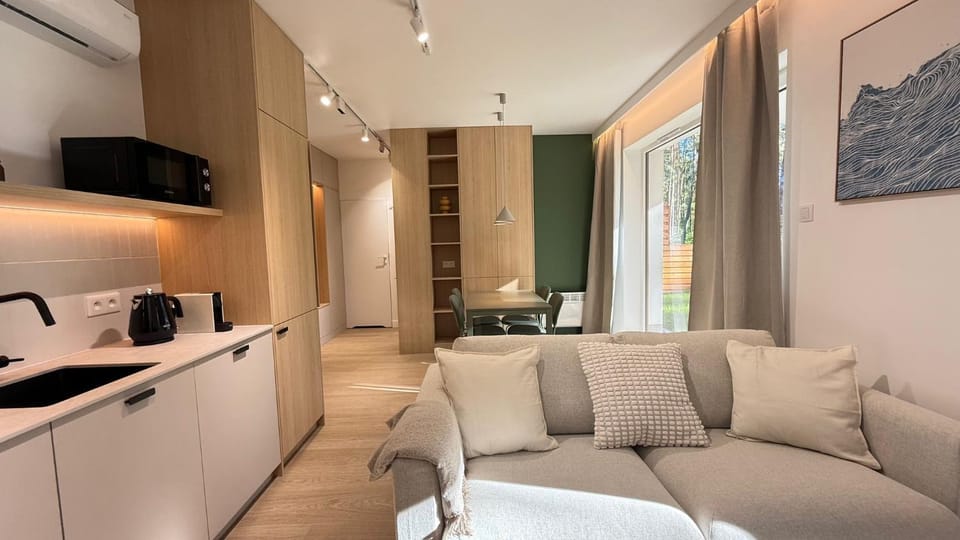 Kitchen or kitchenette, Living room, Seating area