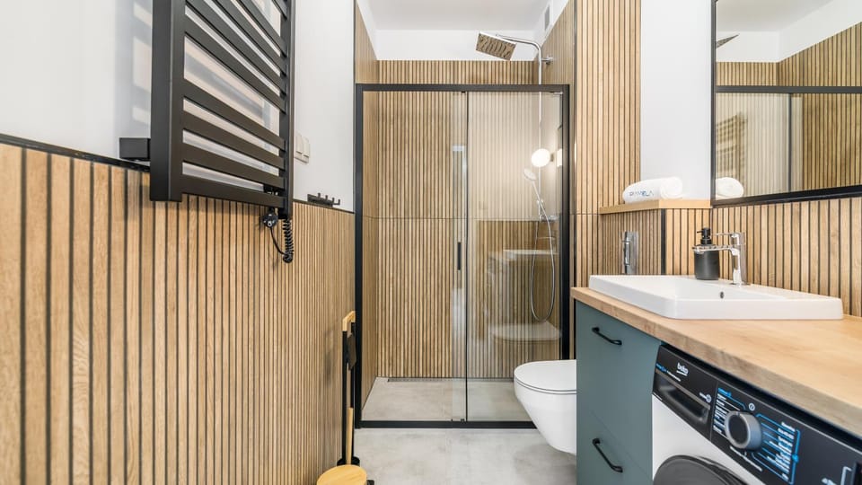 Shower, Toilet, Bathroom, Kitchen or kitchenette