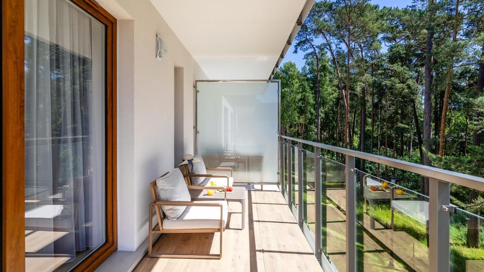 Spring, Day, View (from property/room), Balcony/Terrace, Seating area
