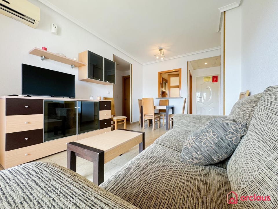 Communal lounge/ TV room, Living room, Seating area, Evening entertainment, air conditioner