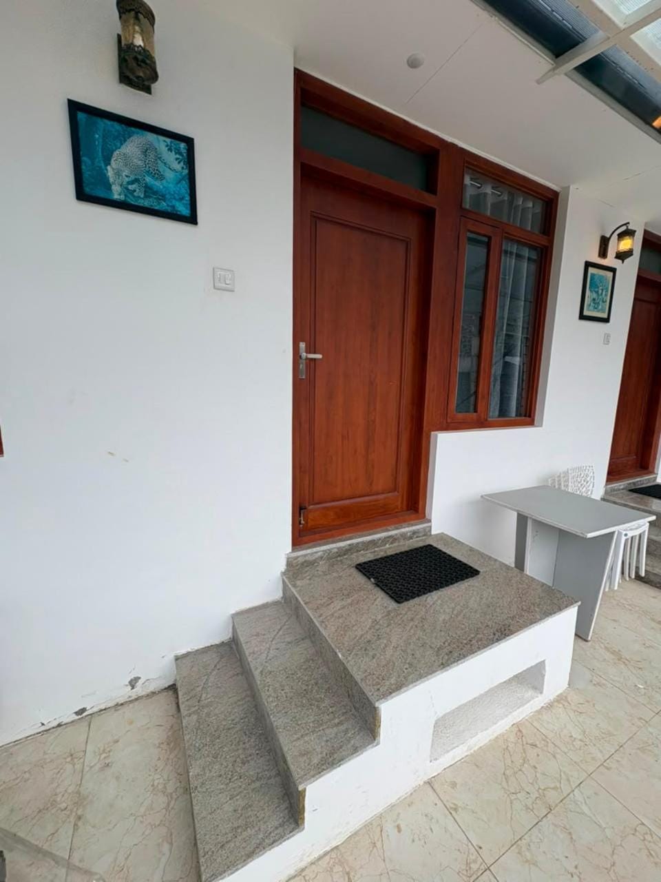 Facade/entrance