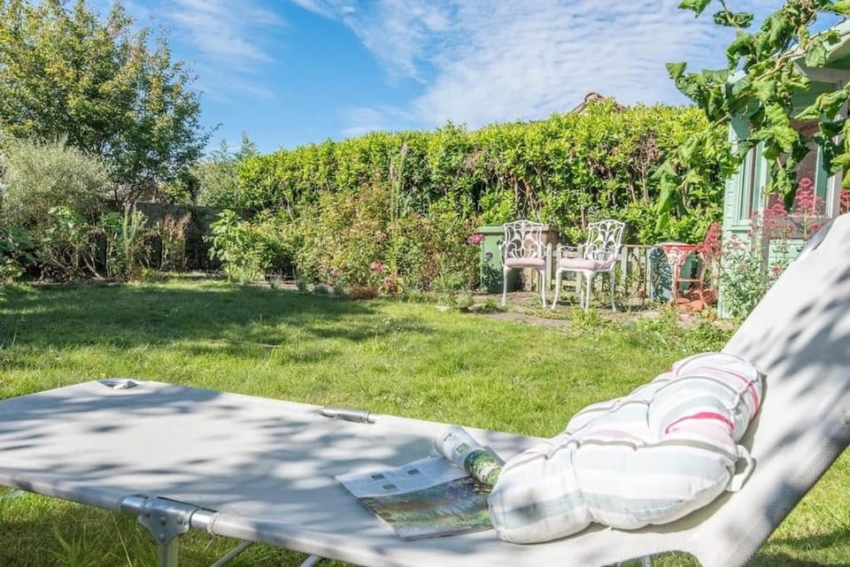 Angel Cottage, Wenhaston House in Suffolk Coastal District