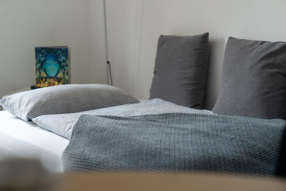 Bed, Photo of the whole room