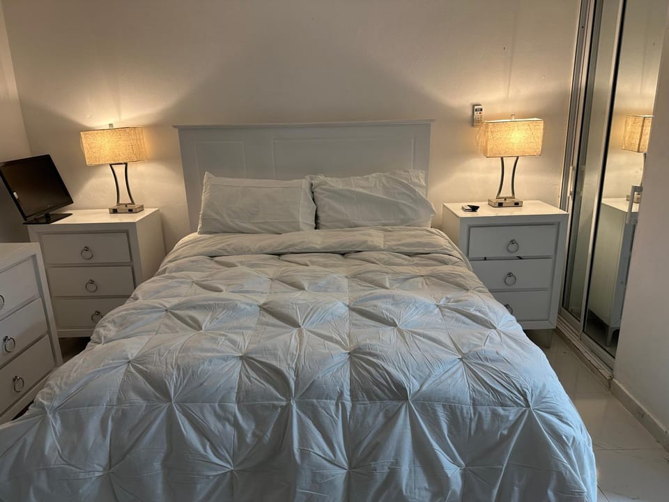 Luxury Apt for 4 Comfy Quiet AC & WiFi Apartment in Puerto Plata
