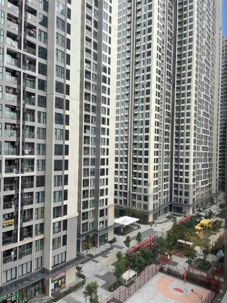 Property building, Neighbourhood, Bird's eye view, City view, Street view