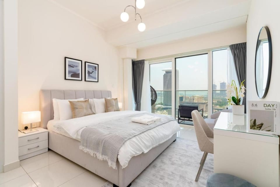 Gala Guests - Deluxe Marina View Apartments with Infinity Pool Apartment in Dubai