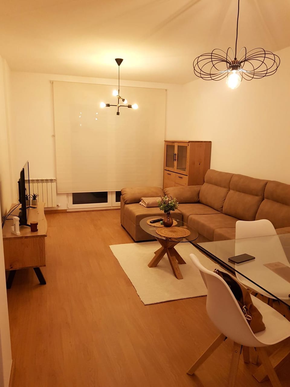 TV and multimedia, Living room, Dining area