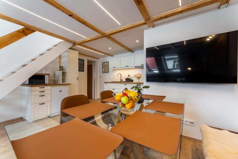Stylish Loft Apartment in Prague City Centre by EasyBNB Premium Apartment in Prague