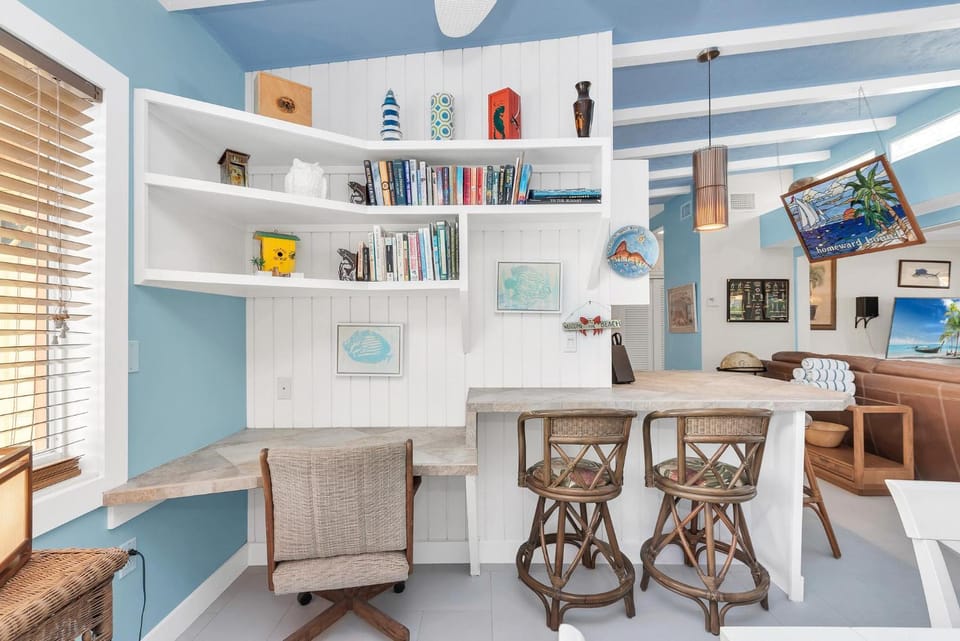 Island Sea-Cret House in Anna Maria Island